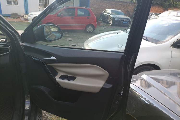 Used MG GS 2015 2.0TGI TST Four-Wheel Drive Flagship Edition