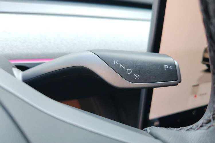 Used Tesla Model Y 2024 Rear-Wheel-Drive Version