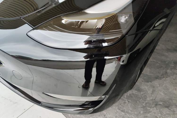 Used Tesla Model Y 2021 Long-Range All-Wheel-Drive Version
