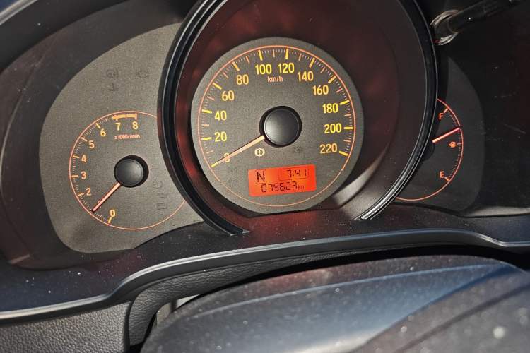 Used Honda Fit 2014 1.5L LX CVT Comfort Model
