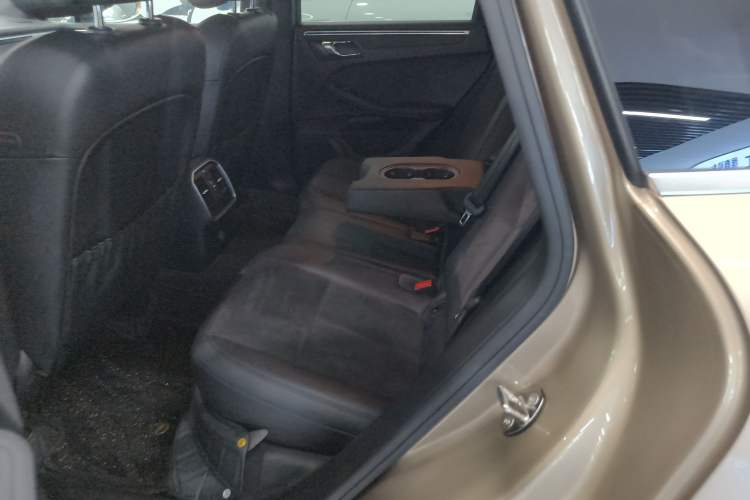 Used Porsche Macan 2017 Macan 2.0T