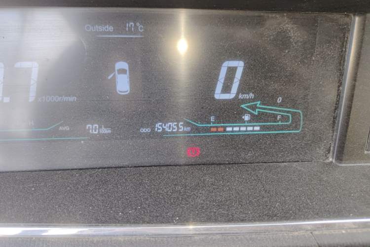 Used CHANGAN KAICHENG Oushang A600 2016 1.5L Manual Luxury 7-Seater Odometer Close Up