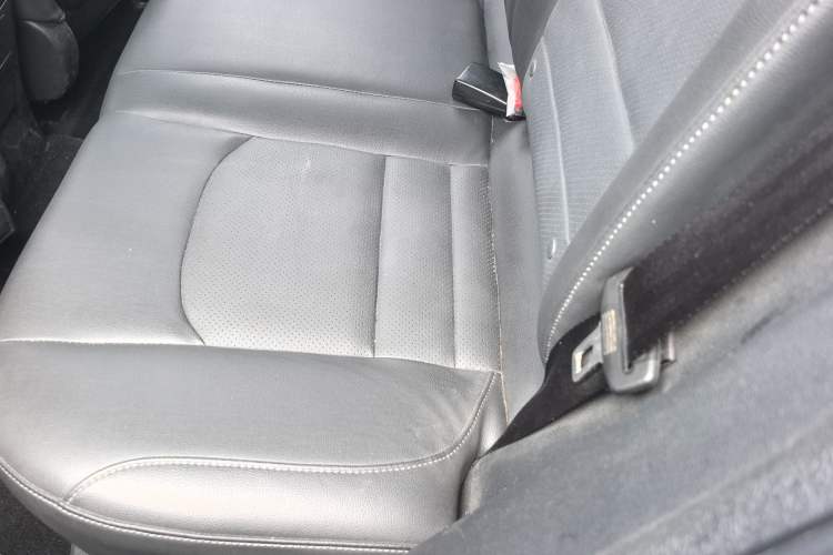 Used Zotye T600 2017 1.5T Manual Luxury New Year Edition Left Rear Seat