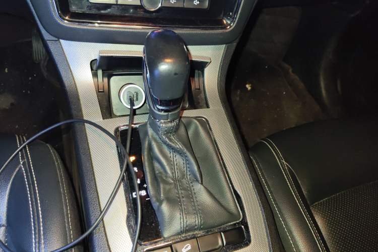 Used Roewe RX5 2019 20T Two-Wheel Drive Automatic 4G Connected Platinum Edition