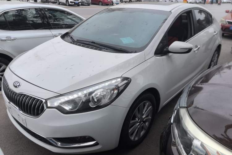 Used Kia K3 2015 1.6L Automatic GLS
