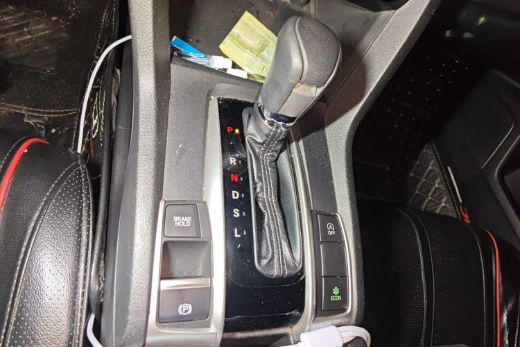 Used Honda Civic 2016 220TURBO CVT Luxury Edition
