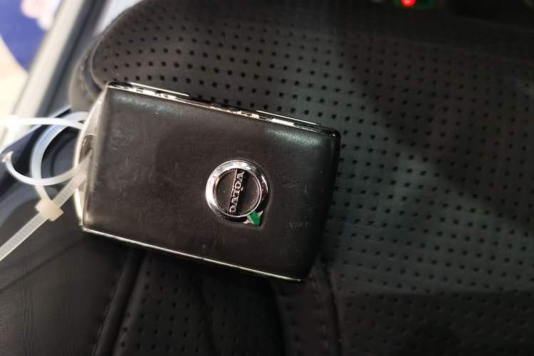 Used Volvo XC90 2015 T6 Luxury Edition 5-seater Interior 1