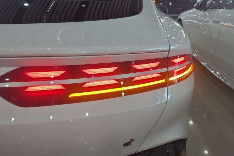 Used Denza Z9GT 2024 1100 Four-Wheel Drive Max Edition
