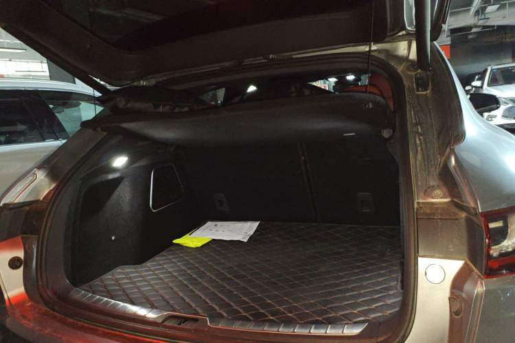 Used SERES SF5 2021 Four-Wheel Drive Freedom Expedition Edition