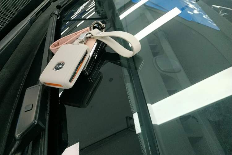 Used Volvo S60 2025 B4 Zhiyuan Luxury Edition
