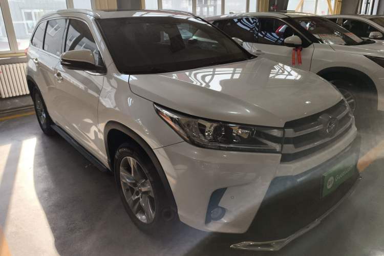 Used Toyota Highlander 2018 2.0T Four-Wheel Drive Luxury Edition 7 Seats China V Emission Standard
