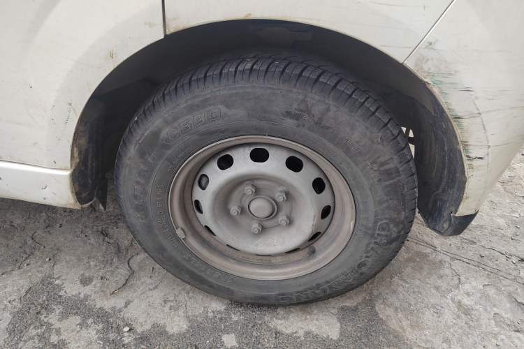 Used Farizon Xingxiang V 2022 Star Enjoy V6E Long Wheelbase Guoxuan 38.7 kWh Right Front Wheel Hub