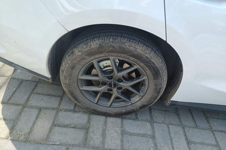 Used BYD Seal 06 New Energy 2025 DM-i Smart Drive 80KM Luxury Model Right Rear Wheel Hub