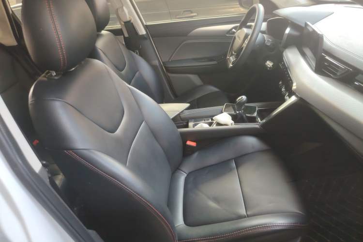 Used BAIC Beijing X3 2019 1.5T Manual Glory Edition Right Front Seat