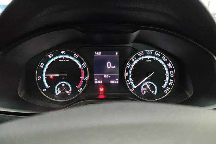 Used Skoda Karoq 2019 TSI280 Smart Drive Deluxe Edition China VI Standard Instrument Cluster