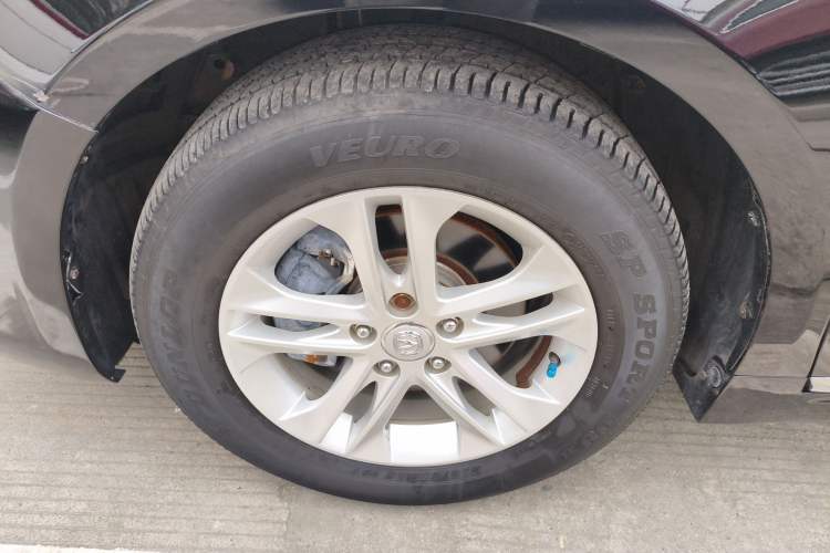 Used Changan Raeton 2014 1.8T Automatic Elite Anniversary Edition China IV Standard
