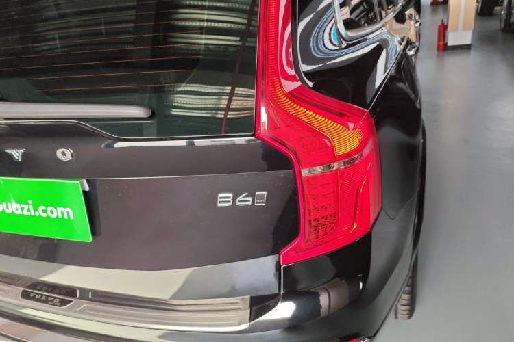 Used Volvo XC90 2023 B6 Zhiyi Luxury Edition 7-Seater
