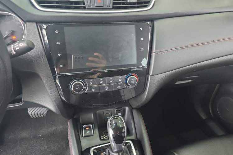 Used Nissan Qashqai 2021 2.0L CVT Smart Enjoyment Version
