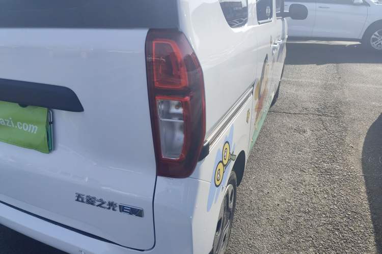 Used Wuling Zhiguang New Energy 2025 Comfort Model Right Rear Taillight