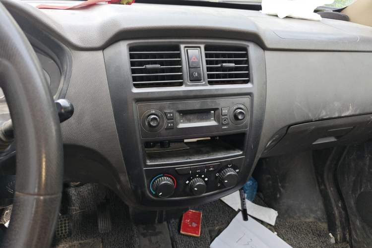 Used Wuling Rongguang 2014 1.2L S Base Model