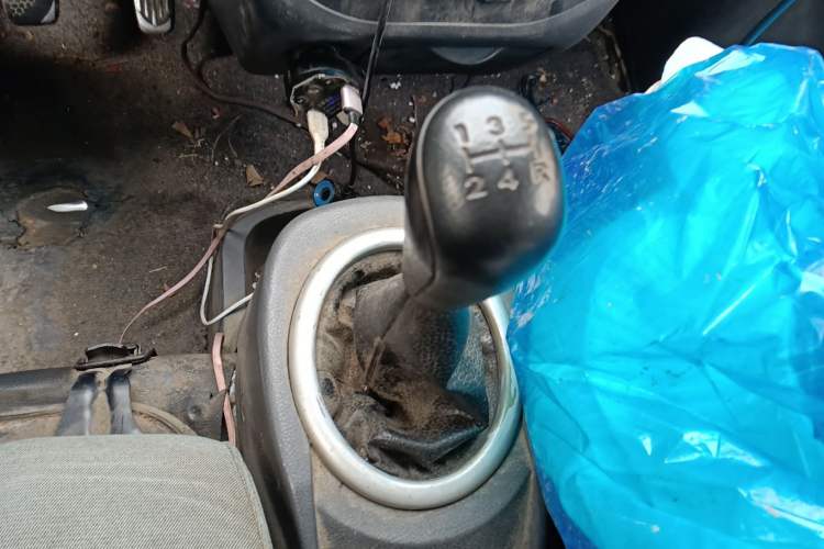 Used BAIC Weiwang 306 2013 1.2L Value Edition Basic CNG 7-seater A12 China IV
