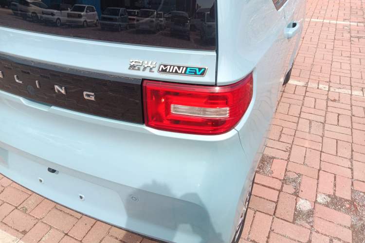 Used Wuling Hongguang MINIEV 2020 Freedom Version Lithium Iron Phosphate
