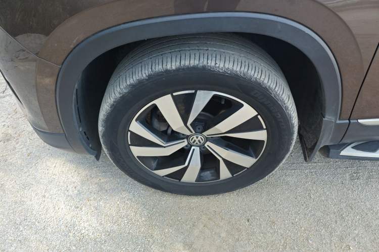 Used Volkswagen Tayron 2019 330TSI Two-Wheel Drive Luxury Model China VI Standard