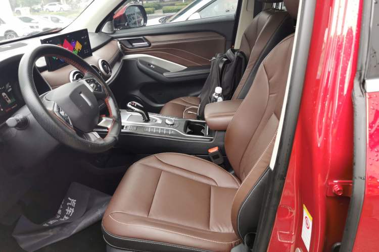 Used Wey VV6 2020 2.0T Two-Wheel Drive Smart Protection+
