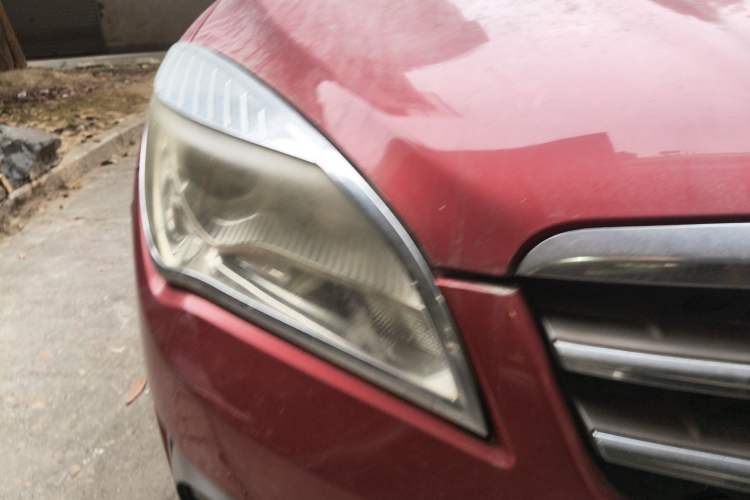 Used Changan CS35 2012 1.6L Automatic Luxury Version China V Standard
