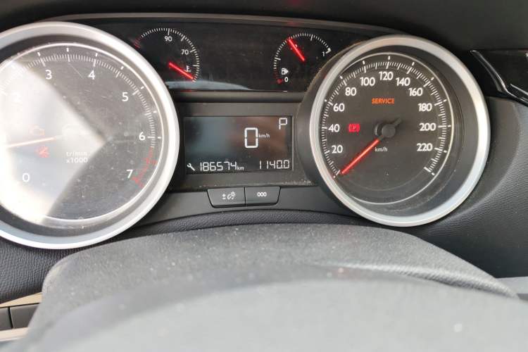 Used Peugeot 408 2014 1.8L Automatic Luxury Edition Odometer Close Up