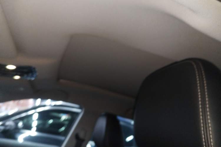 Used JETOUR X70 2020 1.5T DCT YueXing Edition 7-Seater
