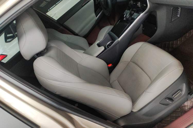 Used Toyota GAC bZ4X 2022 Long-Range Pro Right Front Seat