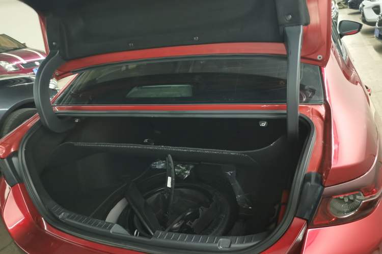 Used Mazda 3 Axela 2020 1.5L Automatic ZhiMei Edition Trunk