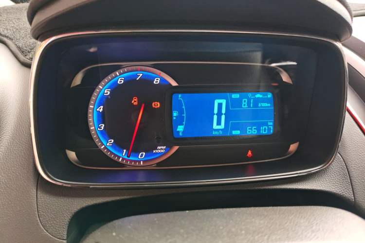 Used Chevrolet Trax 2016 1.4T Manual Two-Wheel Drive Comfort Version with Sunroof
