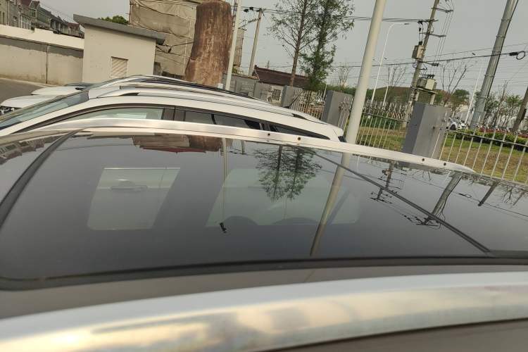 Used Buick Envision 2016 20T Two-Wheel-Drive Elite Model Roof