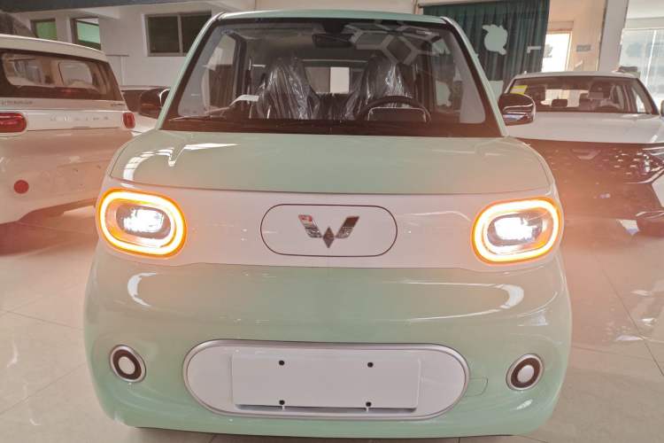 Used Wuling Hongguang MINIEV 2024 3rd Generation 215km Youth Edition