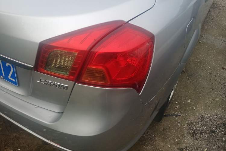Used Buick Excelle 2013 1.5L Automatic Classic Model Right Rear Taillight