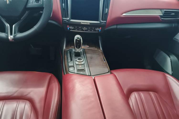 Used Maserati Levante 2016 3.0T Standard Edition
