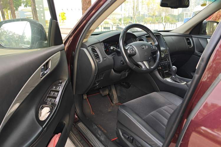 Used Infiniti QX50 2015 2.5L Comfort Edition