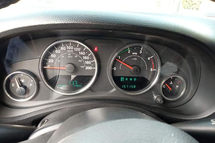 Used Jeep Wrangler 2014 2.8TD Sahara Four-Door Edition
