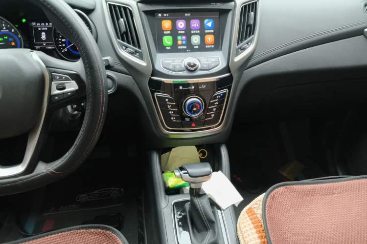 Used CHANGAN OSHAN COS5 2021 1.6L CVT Luxury Model Audio And AC Panel