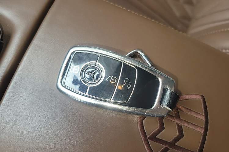Used Mercedes-Benz S-Class 2011 S 350 L CGI Vehicle Key