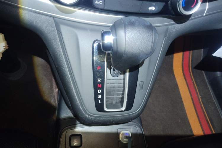 Used Honda CR-V 2016 2.0L Two-Wheel Drive Classic Edition