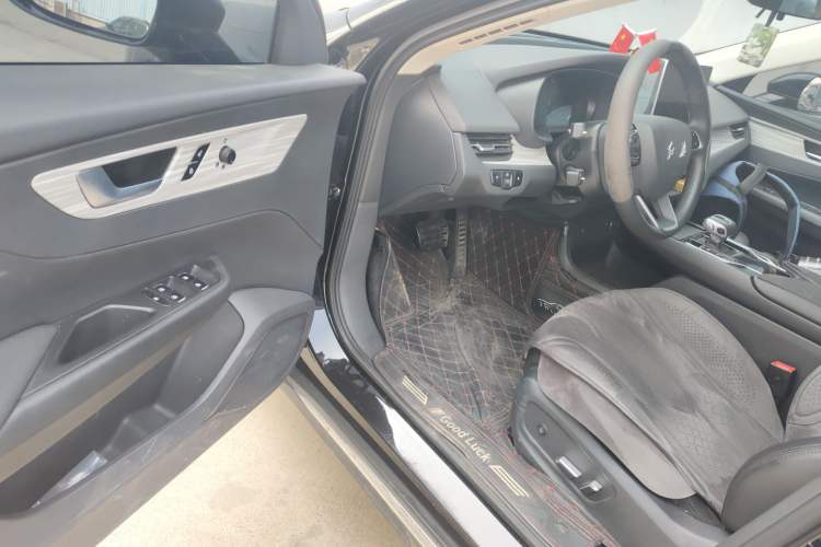 Used Hongqi E-QM5 2023 620km PLUS