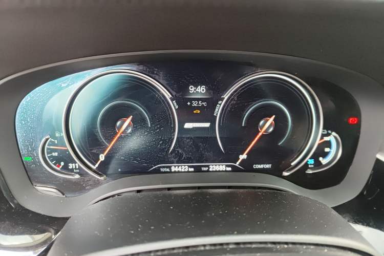 Used BMW 5 Series New Energy 2019 530Le Luxury Package
