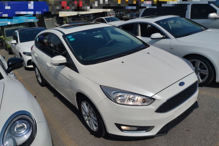 Used Ford Focus 2015 Hatchback EcoBoost 125 Automatic Supreme Style Edition