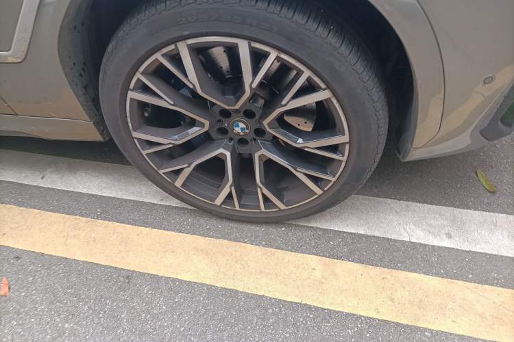 Used BMW X6 M 2020 X6 M Right Front Wheel Hub