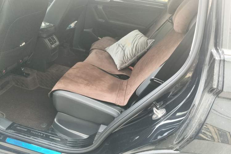 Used Volkswagen Tiguan L 2024 300TSI Automatic Two-Wheel Drive Smart Edition