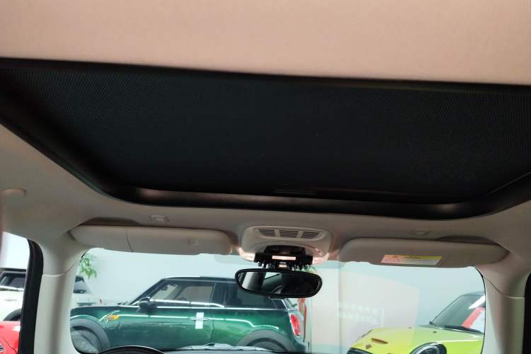 Used MINI 2019 1.5T COOPER Classic Edition
