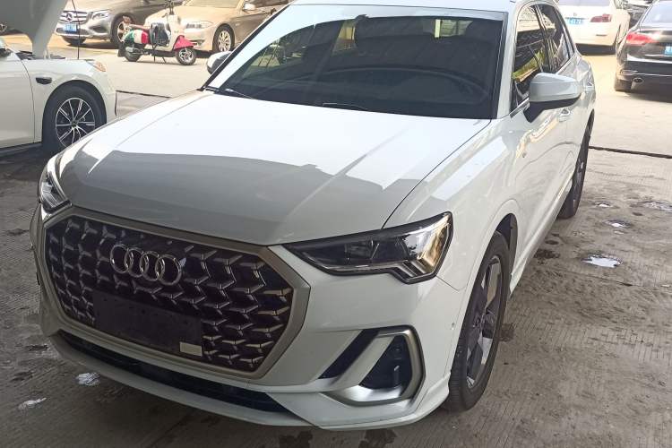 Used Audi Q3 2024 35 TFSI Fashion Dynamic Edition